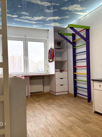 Петра Григоренка просп., 12