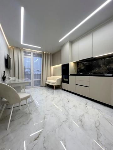 Карпатська вул., 10-Б