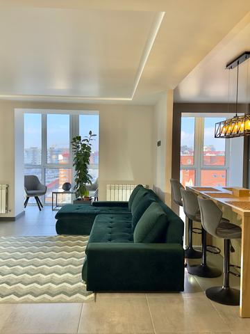 Полковника Нечая вул., 6