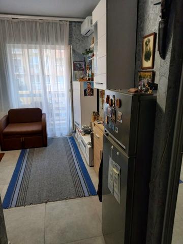 Владислава Бувалкіна вул., 7-Б К1