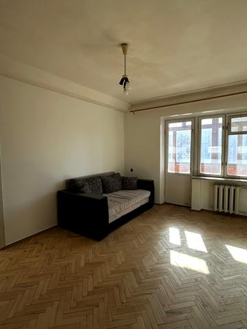 Євгена Коновальця вул. (Щорса), 33