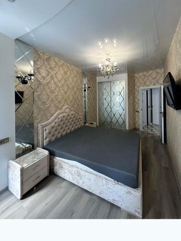 Валерія Самофалова вул. (Каманіна), 16-А/6