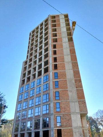 Івана Величковського вул., (Будинок 1)