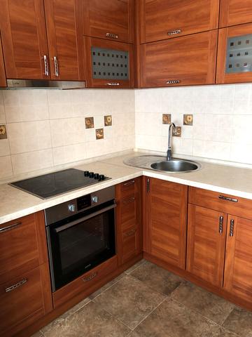 Лісовий просп., 35