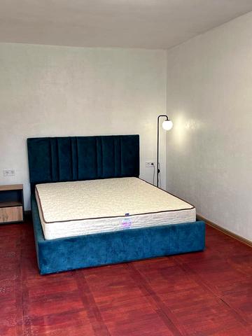 Віктора Ярмоли вул., 6/8