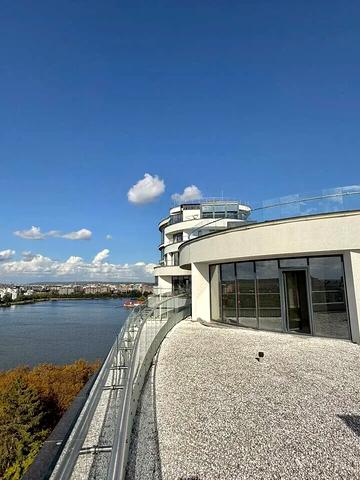 Гетьмана Мазепи вул., 140-А