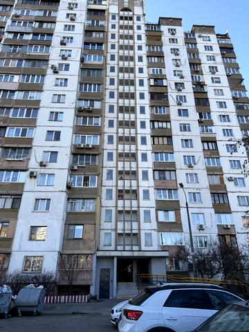 Драгоманова вул., 3-Б