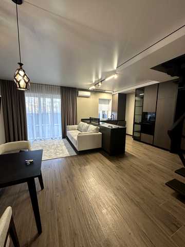 Братів Мисулів, 7