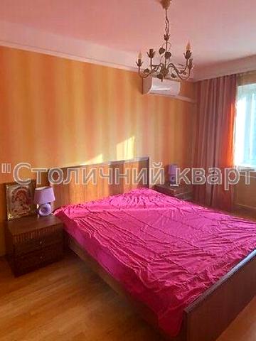 Євгена Коновальця вул. (Щорса), 33