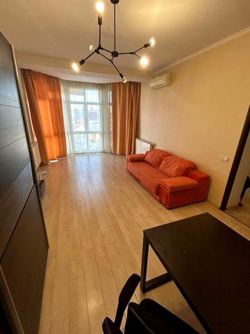 Володимира Івасюка просп. (Героїв Сталінграду), 26-А