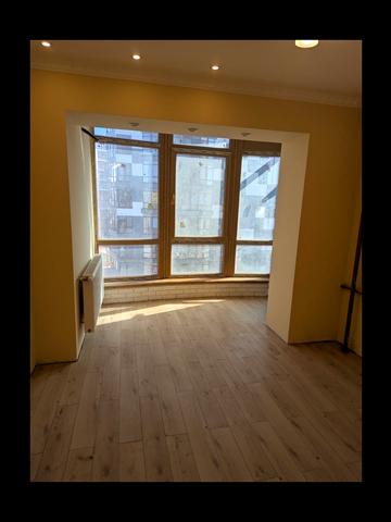 Василя Симоненка вул., (Будинок 3)