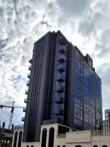 Словянська набережна вул., 15