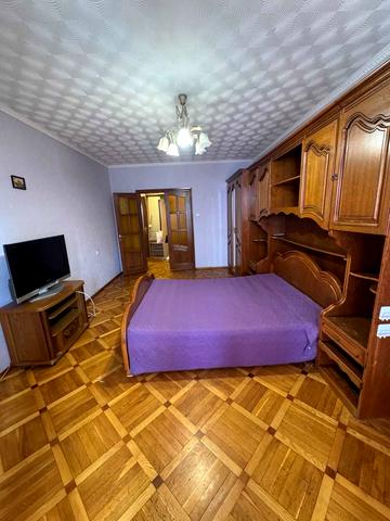 Володимира Івасюка просп. (Героїв Сталінграду), 16-Д