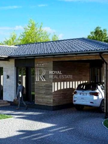 Петровського, 47