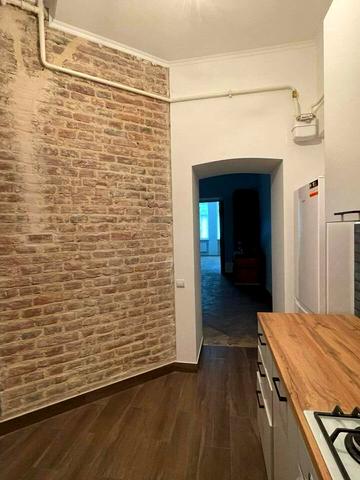 Софії Ковалевської вул., 5