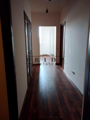 Ярослава Гашека бульв., 20