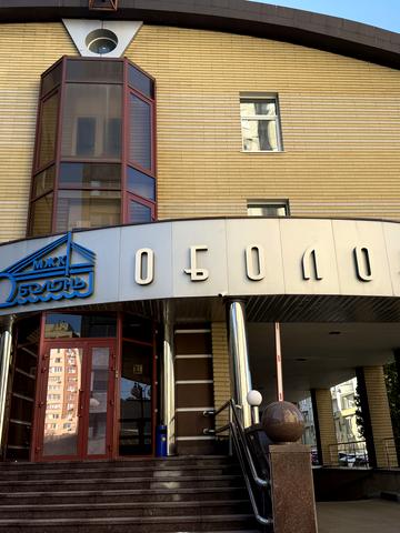 Володимира Івасюка просп. (Героїв Сталінграду), 12-М