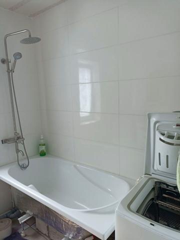 Весняна вул.