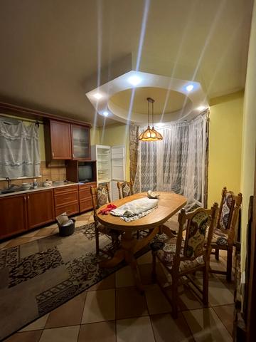 Миколи Голубця вул. (), 50