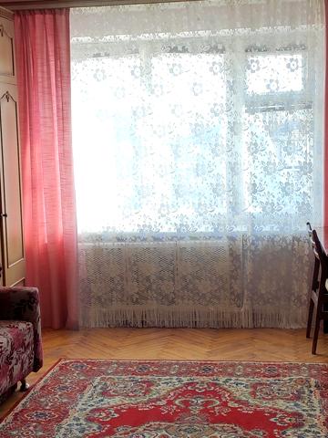 Верховної Ради бульв., 19