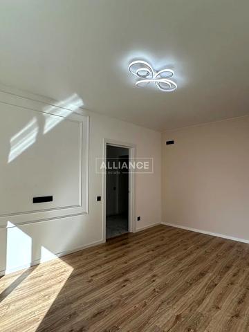 Отця Івана Блавацького вул., 18, к.2