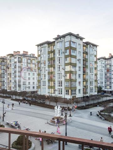 Слобідська вул., 26