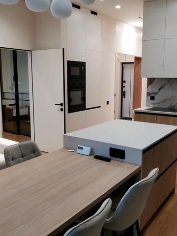 Андрія Верхогляда вул. (Михайла Драгомирова), 16