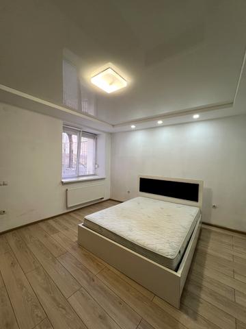 Шота Руставелі вул., 20