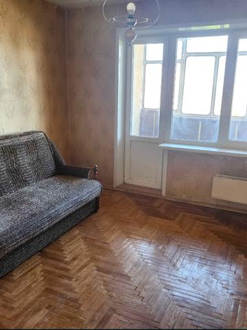 Леоніда Бикова бульв., 7