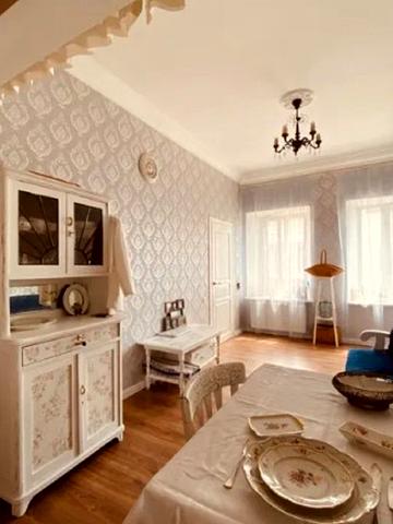 Ніжинська вул., 24