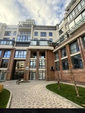 Сергія Подолинського вул. (Благоєва), 7