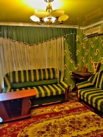 Дунайська вул., 1/4