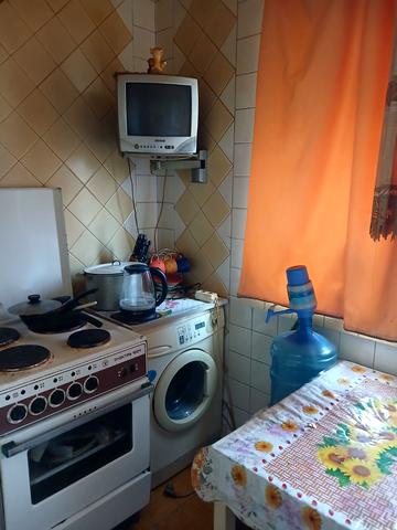 Луї Пастера вул., 322