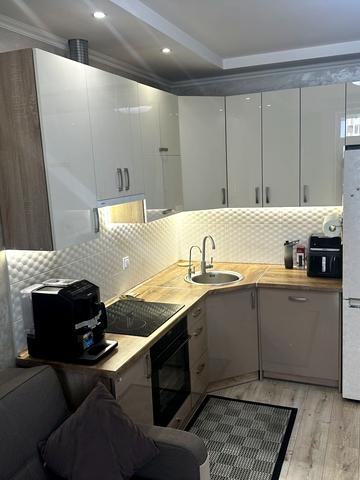 Вячеслава Чорновола вул., 6-А