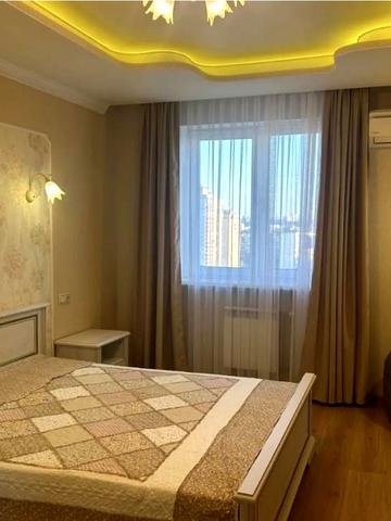 Юрія Кондратюка вул., 7