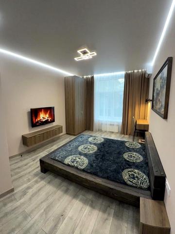 Софіївська вул., 30