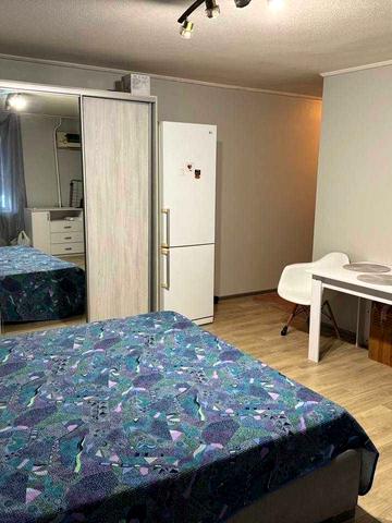 Відрадний просп. (Чубаря), 10