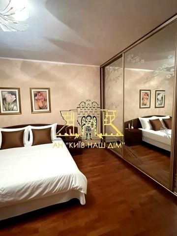 Юлії Здановської вул. (Ломоносова), 58