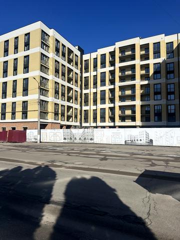 Озерна вул., (Будинок)