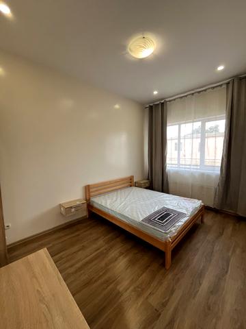 Олександра Кутузакія вул. (Ленінградська), 48