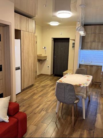 Джерельна вул., 85