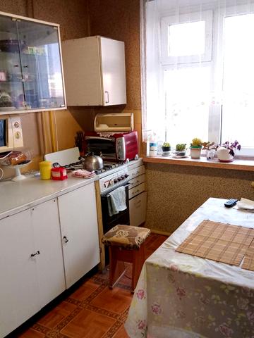 Володимира Вернадського вул., 8