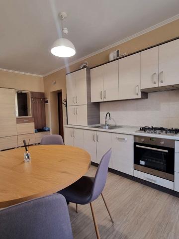 Героїв Крут вул., 2А