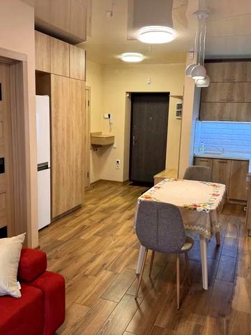 Джерельна вул., 85