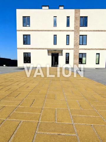 Чехова вул., (Будинок 1)