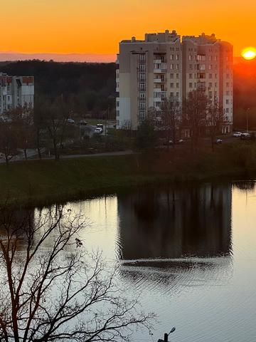 Івана Франка вул., 14а