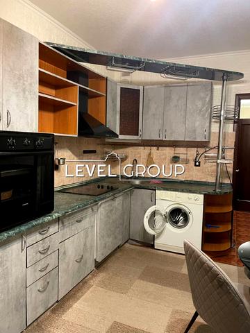 Драгоманова вул., 14-А