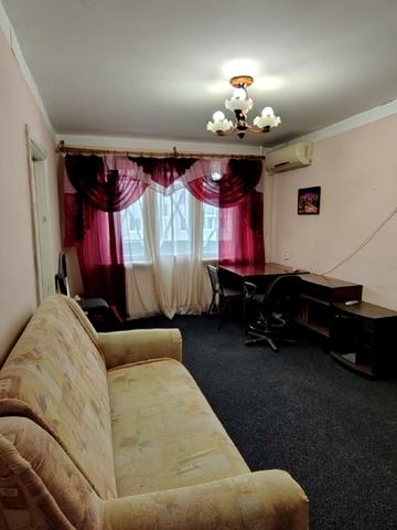 Академіка Білецького вул., 18