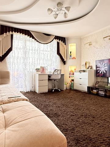 Олени Теліги вул., 3