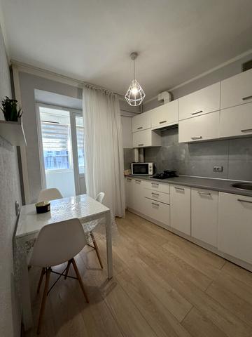 Фонтанська дорога вул., 61